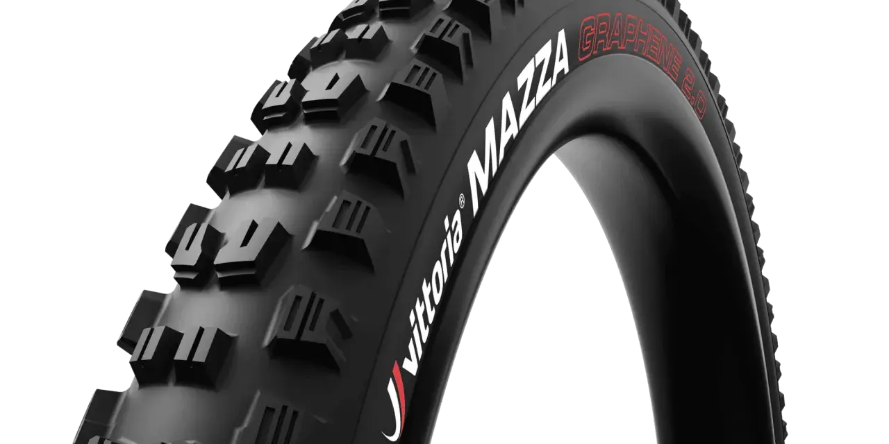 Pneumatico Vittoria Mazza Graphene 2.0 per moto enduro. La pressione gomme moto enduro è fondamentale per un grip ottimale.